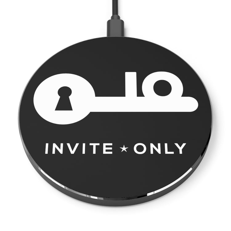 Invite Only - Wireless Charger (black)